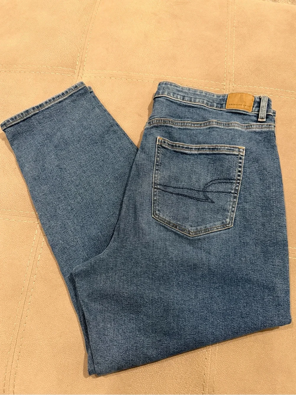 American Eagle Outfitters Women’s Mom Jeans